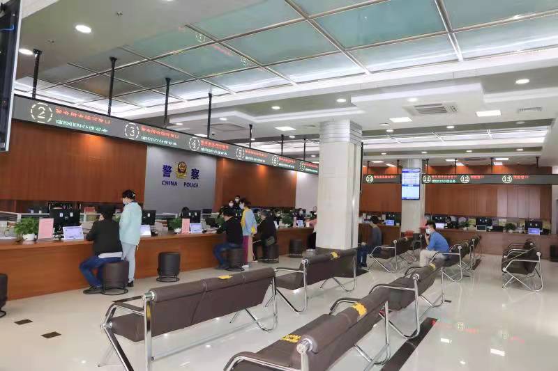 石岐街道新政务服务大厅启用 金融中介服务专区等多项功能正式上线